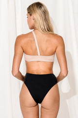 Perłowy top od bikini Kirei